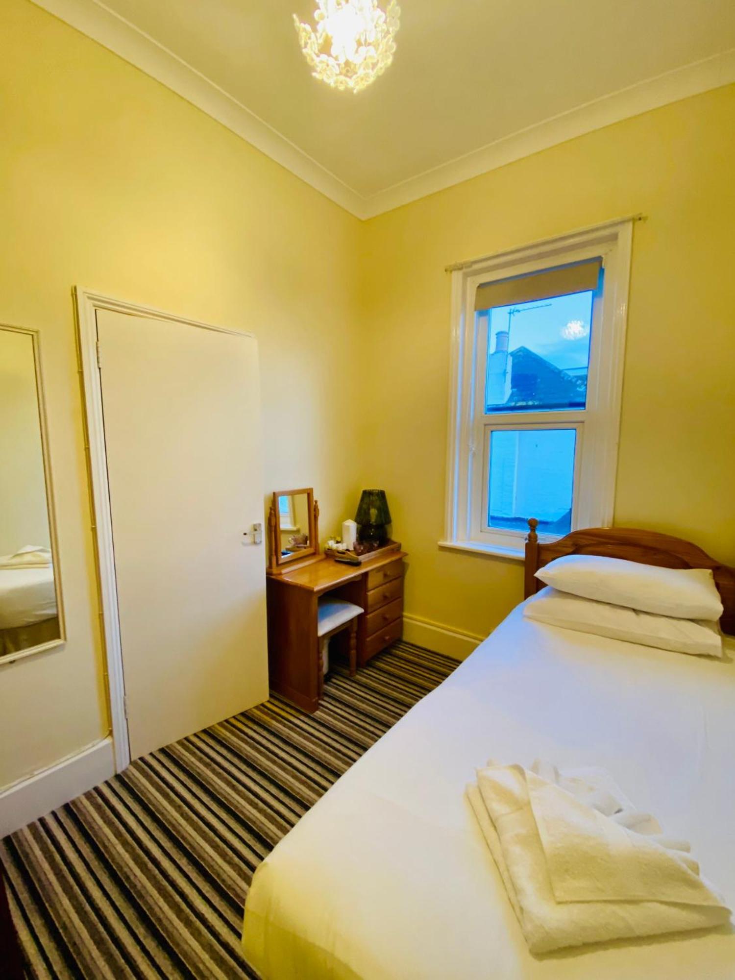 Carlton Hotel Shanklin Luaran gambar